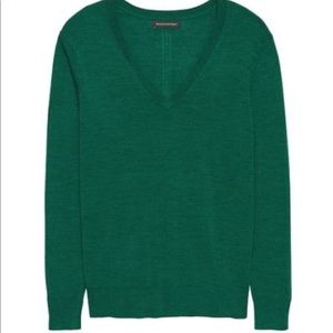 Banana Republic 100% Merino Wool Sweater